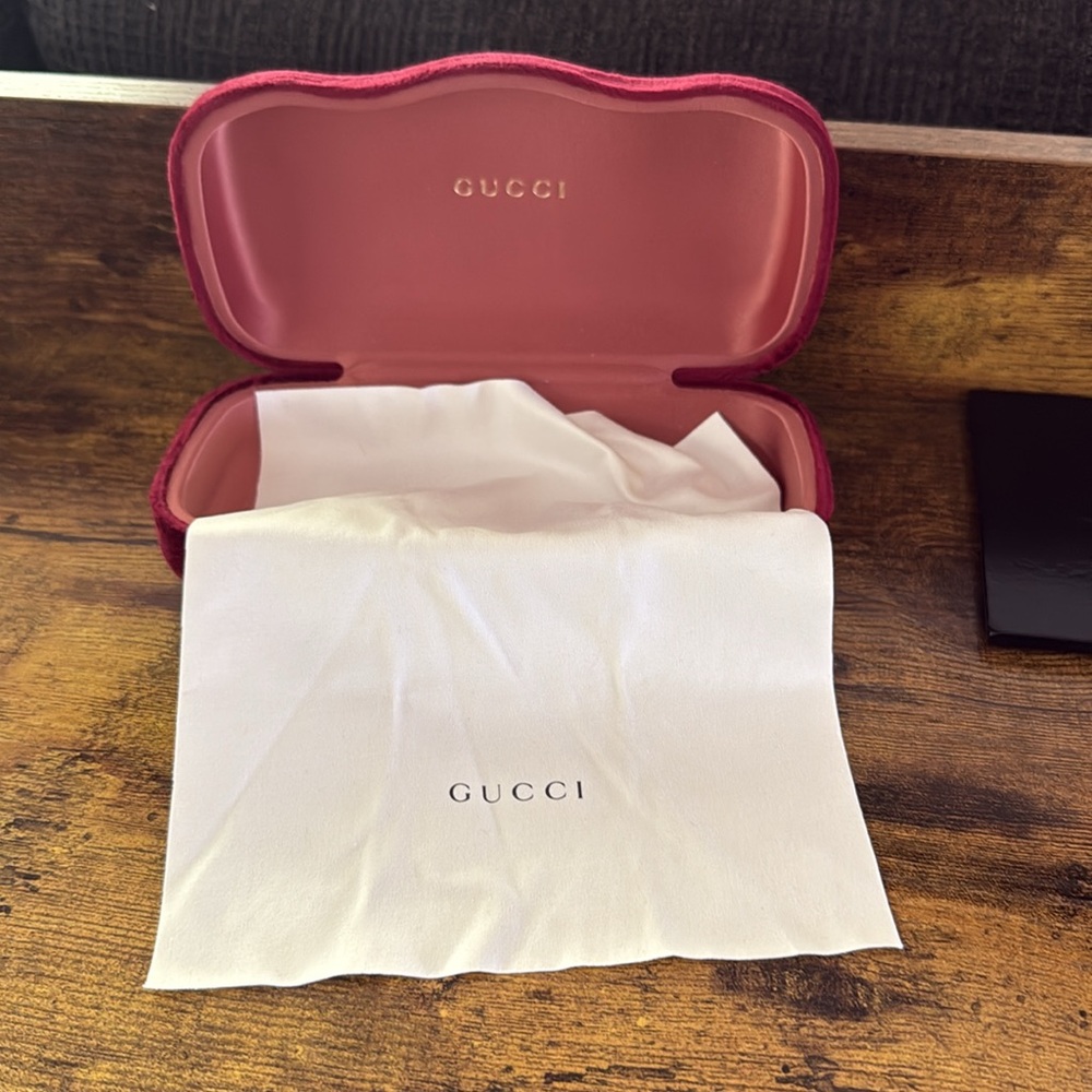 Authentic Gucci Grey Cat Eye Sunglasses - Picture 4 of 6